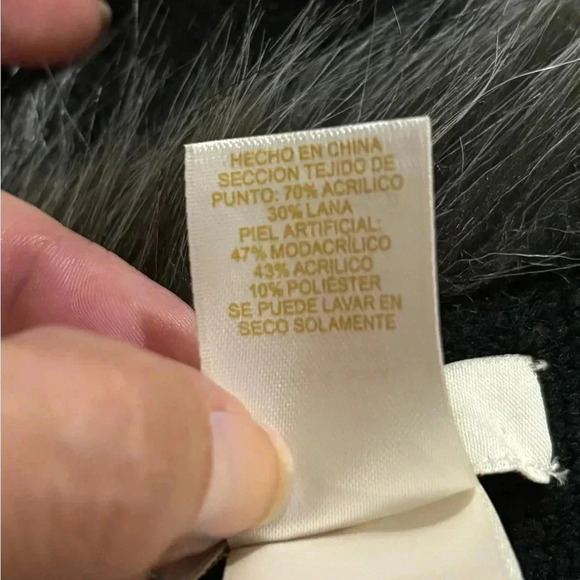 Kate Spade Faux Fur Scarf - Picture 7 of 8